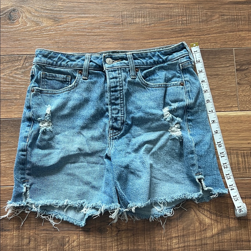 Old Navy Blue Distressed Button Fly Jean Shorts - 5” inseam - Picture 4 of 4